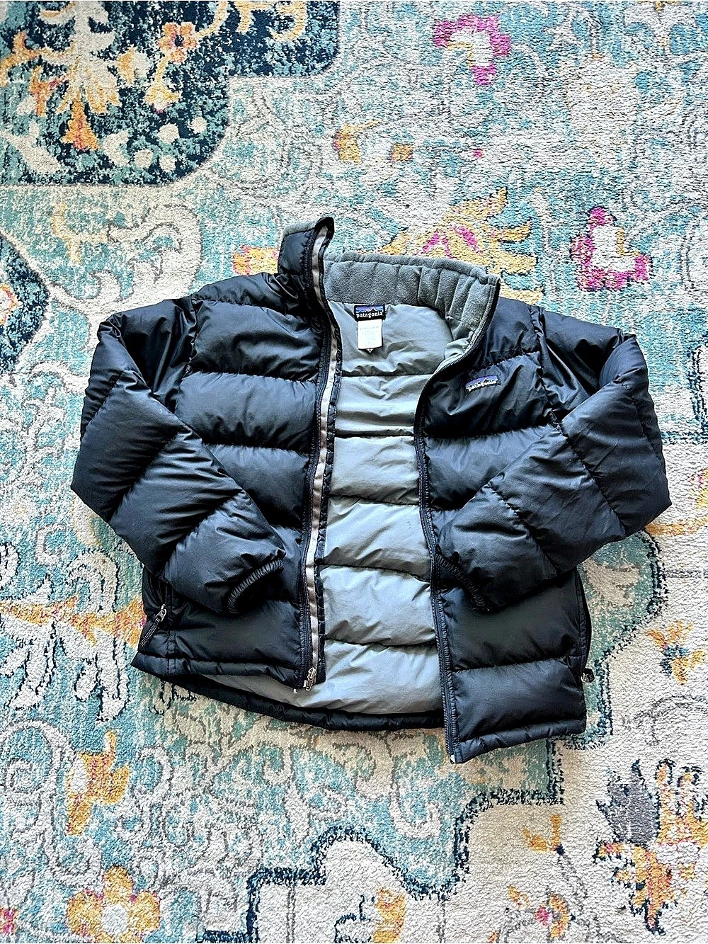 Patagonia Kids' Down Jacket Boys' Black & Gray Puffer Jacket Size XL (14)